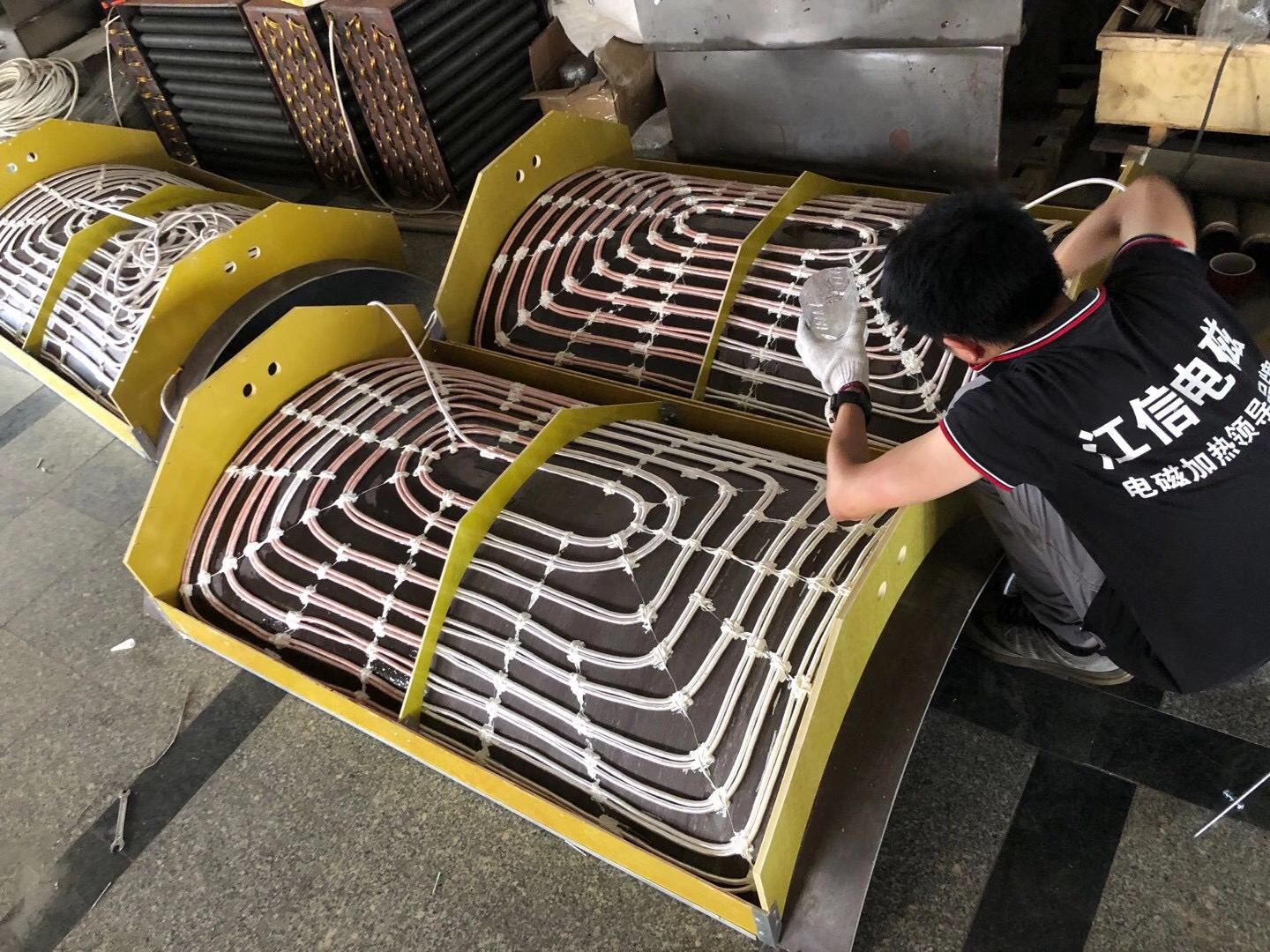 滾筒電磁加熱器線圈制作